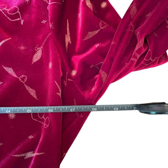 Harry Potter Burgundy Velvet Long Sleeve Dress - Hot Topic Size Medium 695D - Picture 8 of 11